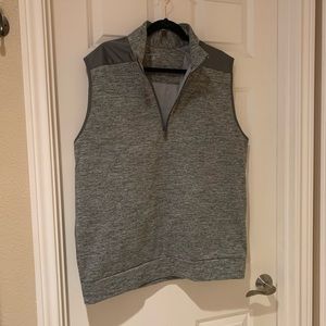 NWOT Men’s Antigua Golf vest